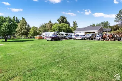 2018 W 700 S, Syracuse, UT 84075 - Photo 21