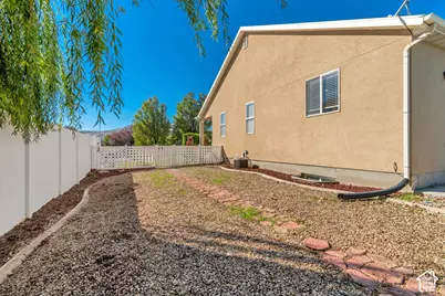 5892 W Arlinridge Dr S, Herriman, UT 84096 - Photo 33