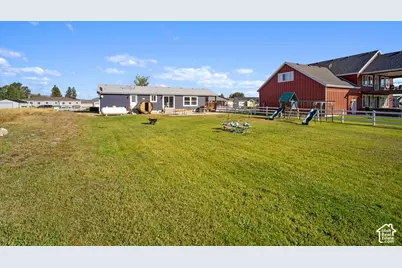 547 S Stump Hollow Rd, Garden City, UT 84028 - Photo 25