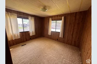 3800 S 1900 W #188, Roy, UT 84067 - Photo 25