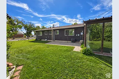 810 N 400 E, Price, UT 84501 - Photo 17