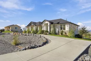 7707 N Cobblerock Rd, Lake Point, UT 84074 - Photo 5