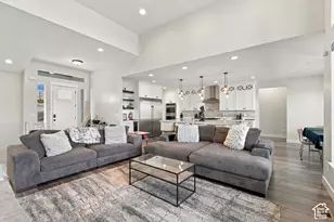 7707 N Cobblerock Rd, Lake Point, UT 84074 - Photo 9