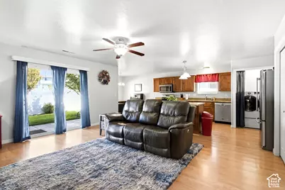 748 Stone Ln, Kaysville, UT 84037 - Photo 7