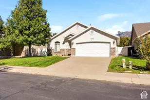 748 Stone Ln, Kaysville, UT 84037 - Photo 3