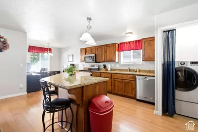 748 Stone Ln, Kaysville, UT 84037 - Photo 5