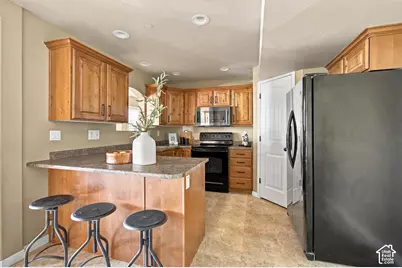 3561 E Rock Creek Rd N #6, Eagle Mountain, UT 84005 - Photo 5