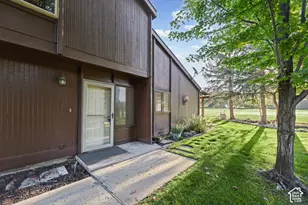 29 White Barn Dr, Pleasant View, UT 84414 - Photo 3