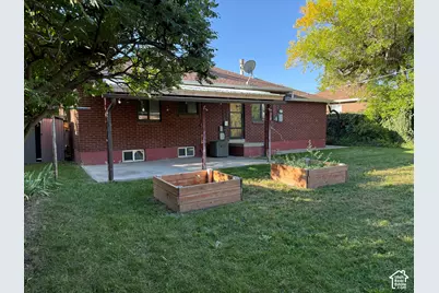 1142 W Talisman Dr N, Salt Lake City, UT 84116 - Photo 33