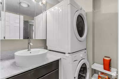 760 N 100 W, Clearfield, UT 84015 - Photo 21