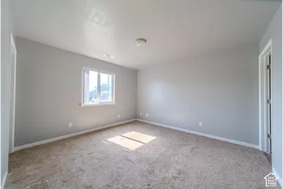 160 E 100 N, Myton, UT 84052 - Photo 5