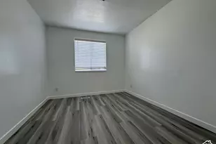 3246 S Calkary Cir W, Salt Lake City, UT 84120 - Photo 7