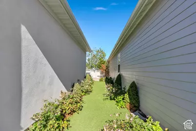 11372 S Red Cardinal Way, South Jordan, UT 84009 - Photo 17