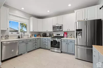 303 W Lakeside Dr N, Stansbury Park, UT 84074 - Photo 11