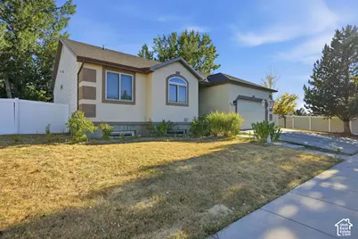 303 W Lakeside Dr N, Stansbury Park, UT 84074 - Photo 3
