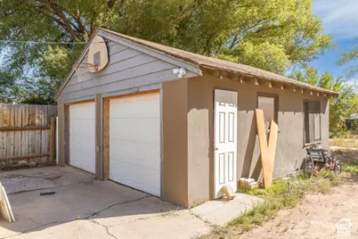 325 W 100 S, Richfield, UT 84701 - Photo 19