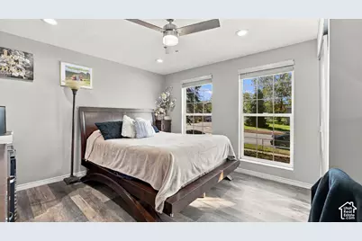 906 W 2400 N, Clinton, UT 84015 - Photo 23