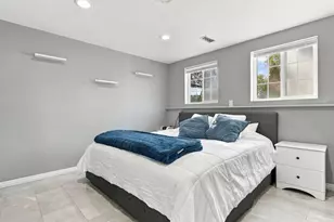 906 W 2400 N, Clinton, UT 84015 - Photo 19
