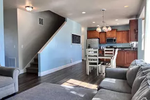 897 W Cambridge Dr, North Salt Lake, UT 84054 - Photo 11