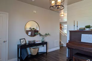 897 W Cambridge Dr, North Salt Lake, UT 84054 - Photo 7