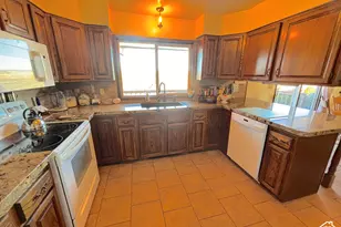740 S Dairy Ln, Blanding, UT 84511 - Photo 7