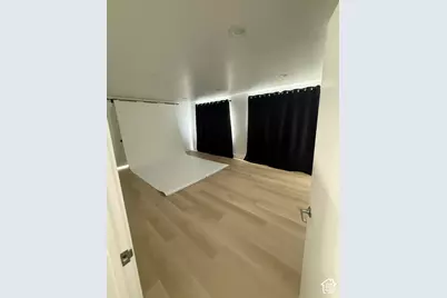 1374 W 200 N #105, Provo, UT 84601 - Photo 9
