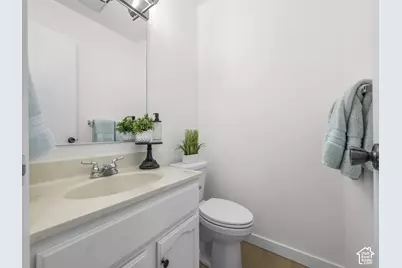 1688 Hickory Ln #C, Provo, UT 84604 - Photo 17