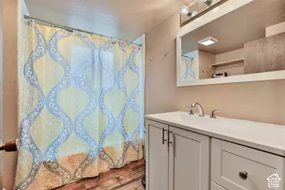 1450 E Gordon Ave, Layton, UT 84040 - Photo 13