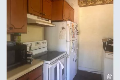 241 S 200 E, Salina, UT 84654 - Photo 11
