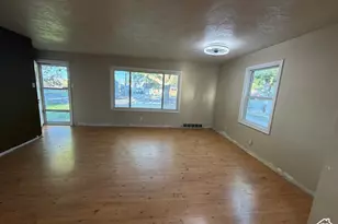 527 S 500 E, Clearfield, UT 84015 - Photo 5