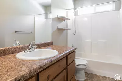 5504 W Chantry Dr S, West Valley, UT 84120 - Photo 25