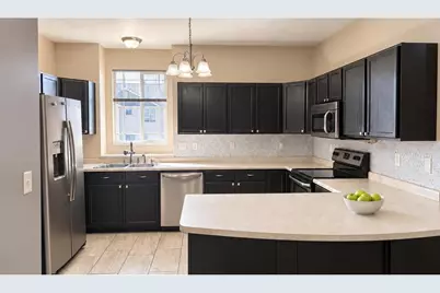 6341 W Passenger Ln S #7, West Jordan, UT 84081 - Photo 3