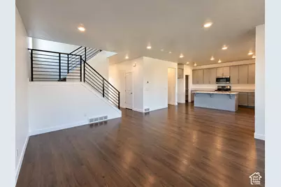 7405 N Evans Ranch Dr, Eagle Mountain, UT 84005 - Photo 9