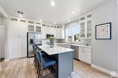 10752 S Beach Comber Way W, South Jordan, UT 84009 - Photo 11