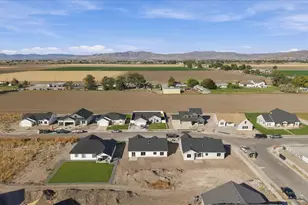 10290 N Vis Ln, Elwood, UT 84337 - Photo 23