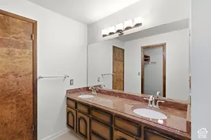 2763 E Willow Wick Dr S, Sandy, UT 84093 - Photo 33