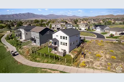 3692 E Barton Creek Dr, Eagle Mountain, UT 84005 - Photo 43