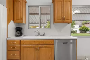 945 Drexel St, Price, UT 84501 - Photo 13