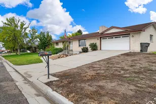945 Drexel St, Price, UT 84501 - Photo 3