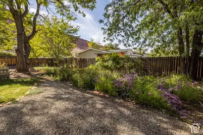 831 Mountain Dr, Moab, UT 84532 - Photo 3