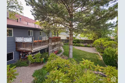 831 Mountain Dr, Moab, UT 84532 - Photo 29