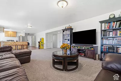 9044 N Cedar Pass Rd, Eagle Mountain, UT 84005 - Photo 37