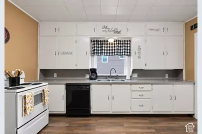 311 S 200 W, Smithfield, UT 84335 - Photo 9