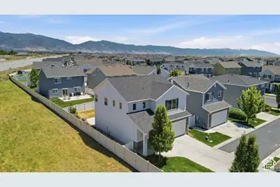 1706 W Parkview Dr, Syracuse, UT 84075 - Photo 33