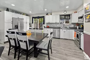 5448 S 3570 Rd W, Taylorsville, UT 84129 - Photo 7