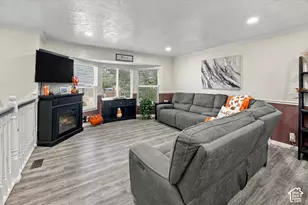 5448 S 3570 Rd W, Taylorsville, UT 84129 - Photo 3