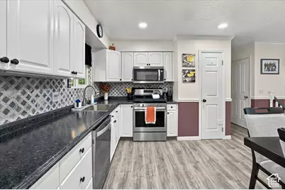 5448 S 3570 Rd W #N/A, Taylorsville, UT 84129 - Photo 11