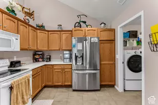 3331 S Abbey Glen Way W, West Valley, UT 84128 - Photo 9
