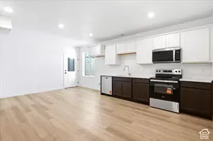 3878 S 6000 W, West Valley, UT 84128 - Photo 31