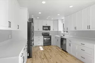 876 E 930 N, Orem, UT 84097 - Photo 13